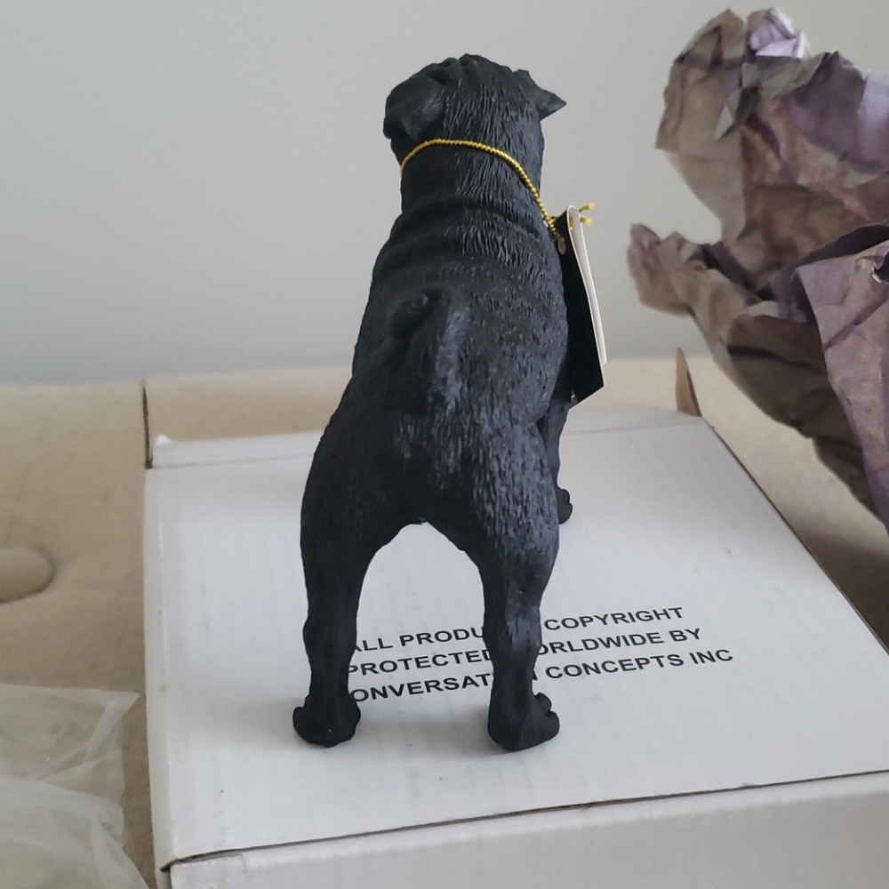 Black pug dog figurine dog collectible statuette NEW - Picture 4 of 6